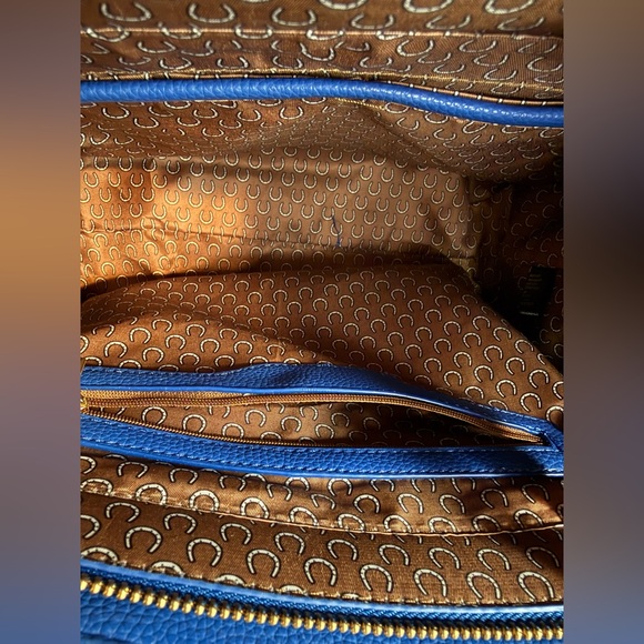 NEW Blue Vegan Leather Crocodile/Snakeskin Patterned Handbag w/Gold Tone Lock - Picture 7 of 8